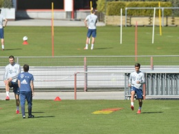 Футболисты "Баварии" возобновили командные тренировки