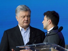 Как оценивают президентство Порошенко и Зеленского эксперты и общество