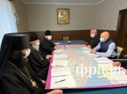 Стало известно, как УПЦ будет освящать пасхальные куличи в Одессе