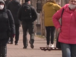 Кабмин пошел на уступки: украинцам разрешили работать на карантине, кому повезло