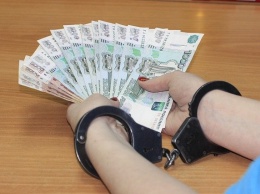 Чиновники крымского госстройнадзора требовали полмиллиона рублей в год за курирование стройки