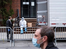 Угрозы заразить коронавирусом в США приравнивают к терроризму