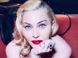 Мадонна на карантине рассказала, что за сутки потеряла троих друзей (видео)