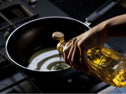 Яд в сковороде: самые опасные масла для жарки