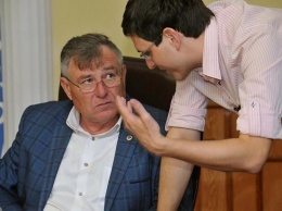 Депутат Запорожского областного совета купил квартиру, а его жена получила в подарок 1,6 миллиона гривен