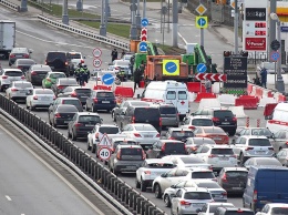 Москва погрязла в пробках. Коронавирус виноват