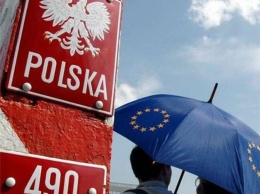 Польские женщины протестуют против решений политиков, несмотря на карантин
