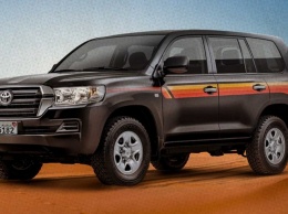 Toyota подготовила винтажный Land Cruiser с полосками и велюром