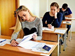 ВНО в 2019 году мелитопольские выпускники сдали лучше, чем большинство украинских школьников
