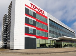 Toyota отказалась поднимать цены на автомобили в России до лета