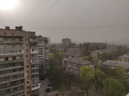 Киев накрыла пылевая буря: откуда она взялась