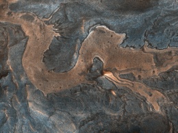 На поверхности Марса обнаружен "дракон"