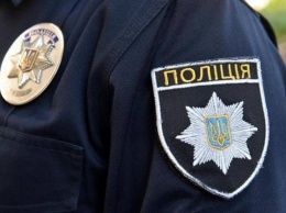 На Луганщине полицейских подозревают в незаконном завладении авто