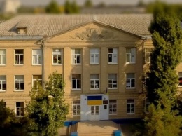 На месте гардеробной построили актовый зал - из истории одной из старейших школ Мелитополя (фото)