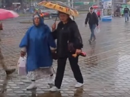 Украину зальет дождями: синоптики дали обнадеживающий прогноз, пожары потушит стихия