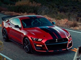 Новый Ford Mustang станет гибридным и получит полный привод