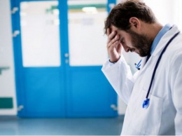 «Прелести» медреформы: Минздрав оставил некоторых врачей без зарплаты