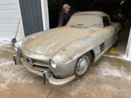 Находка на миллион: в гараже обнаружили 60-летний Mercedes-Benz (фото)