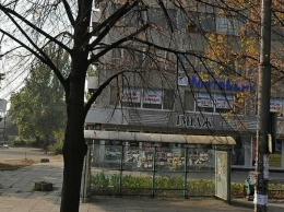 В Запорожье расследуют, как здание Минобразования в центре города перешло в частные руки