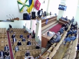 В Мелитополе депутаты во время карантина собрались на сессию