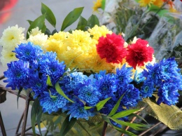 В Никополе исполком закупит цветы и букеты на 60 000 гривен