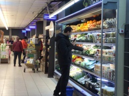Что происходит в супермаркетах Мариуполя, - ВИДЕОРЕВИЗИЯ