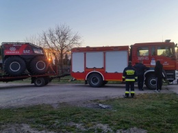 Украинские вездеходы Sherp помогают тушить пожары