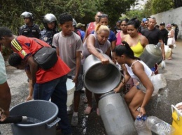 В Венесуэле из-за голода начались беспорядки, есть погибший