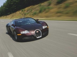 Bugatti Veyron отмечает 15-летний юбилей установления рекорда скорости