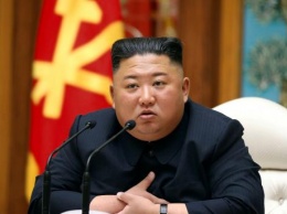 Ким Чен Ын находится в тяжелом состоянии после операции на сердце, - СМИ