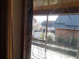 На Киевщине в доме журналиста разбили окна, полиция открыла дело