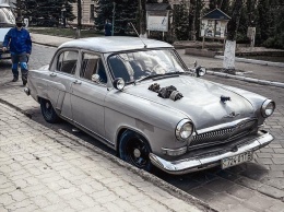 В Украине заметили Волгу ГАЗ-21 с нестандартным тюнингом