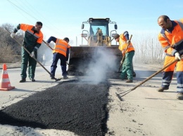 Днепряне требуют провести капитальный ремонт дорог на жилом массиве Тополь-1