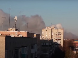 Украину колотит: снова горит военный склад, подробности