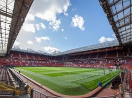Легендарный стадион первым в Английской Премьер-Лиге получил разрешение установить 1,5 тысячи стоячих мест