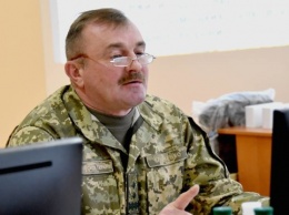 На оккупированном Донбассе находится более двух тысяч кадровых офицеров РФ - командующий ОС