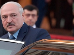 Лукашенко мог заразиться коронавирусом: президент неделю не появляется на публике