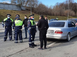 Власти рассказали, какие документы нужны для поездки на дачу