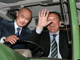 Шредер предлагает снять с России «бессмысленные» санкции