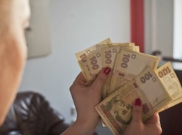 Майских зарплат не ждите: украинцев предупредили - денег не дадут. Названа причина