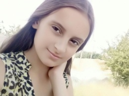 Брат срывал замки, сестра молила о помощи: всплыли новые детали зверского убийства девочки в Харькове