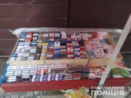 На Днепропетровщине обнаружили незаконную точку продажи сигарет