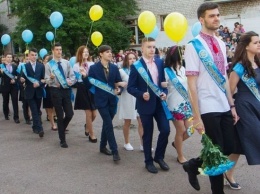 В Запорожье школьники закончат обучение дистанционно без последних звонков и выпускных вечеров