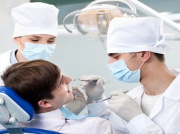 Как работают стоматологии во время карантина?