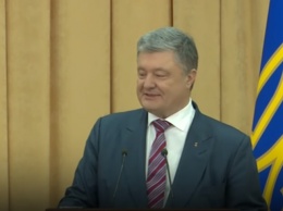 Порошенко совсем слетел с катушек: решил вернуть «Партию регионов»