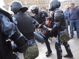 В ЕСПЧ направлена жалоба на избиение школьника на акции в Москве