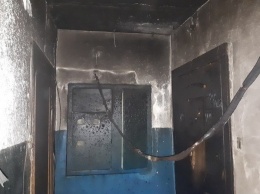 В Харькове спасатели эвакуировали из горящей многоэтажки 23 человека, - ФОТО