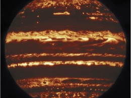 Таким его еще не видели: астрономы сделали новые яркие фото Юпитера, которые поражают воображение (фото)