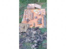В Луганской области нашли тайник боевика "ЛНР"