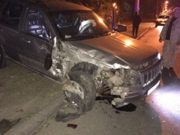 В Одессе пьяный лихач на джипе таранил карету скорой помощи